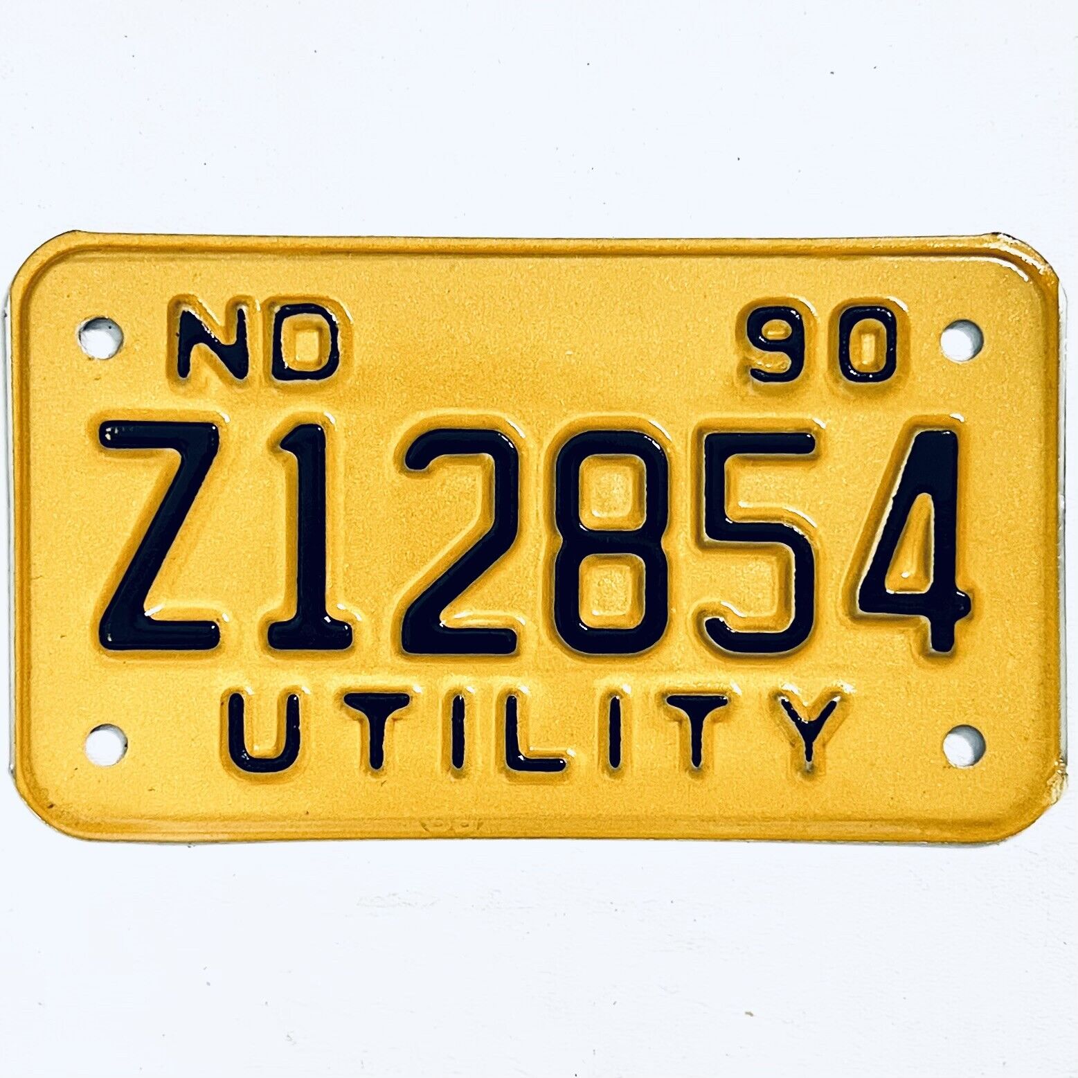 1990 United States North Dakota Utility Special License Plate Z12854
