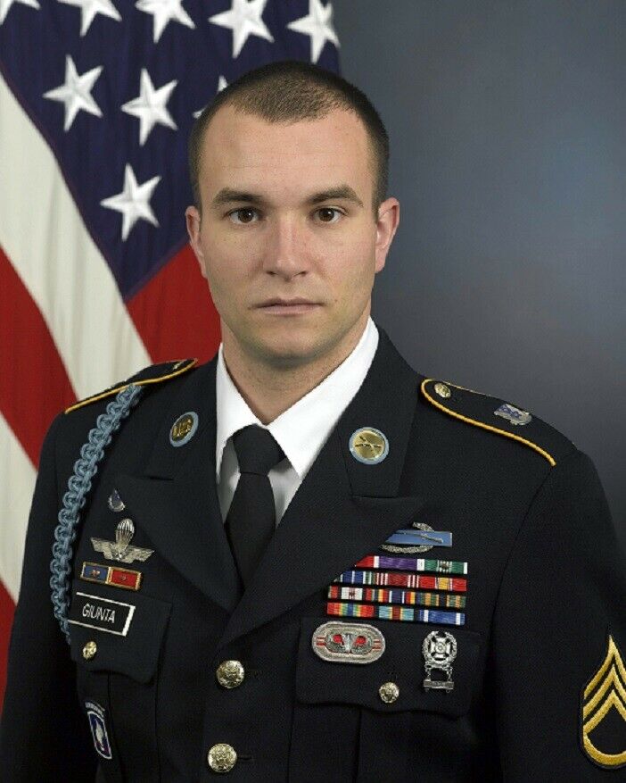 U.s. Army Sgt Salvatore Augustine Giunta Medal Of Honor Recipient 8x10 Photo 74