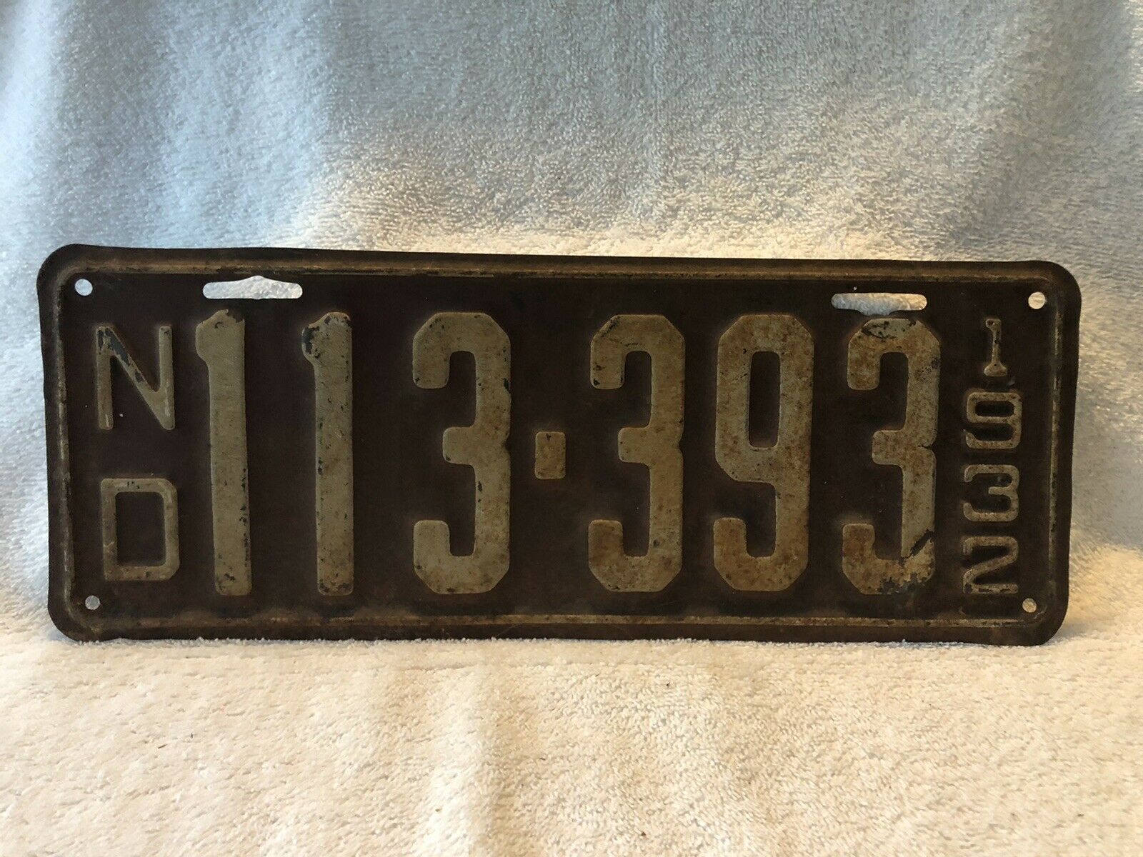 Vintage 1932 North Dakota License Plate