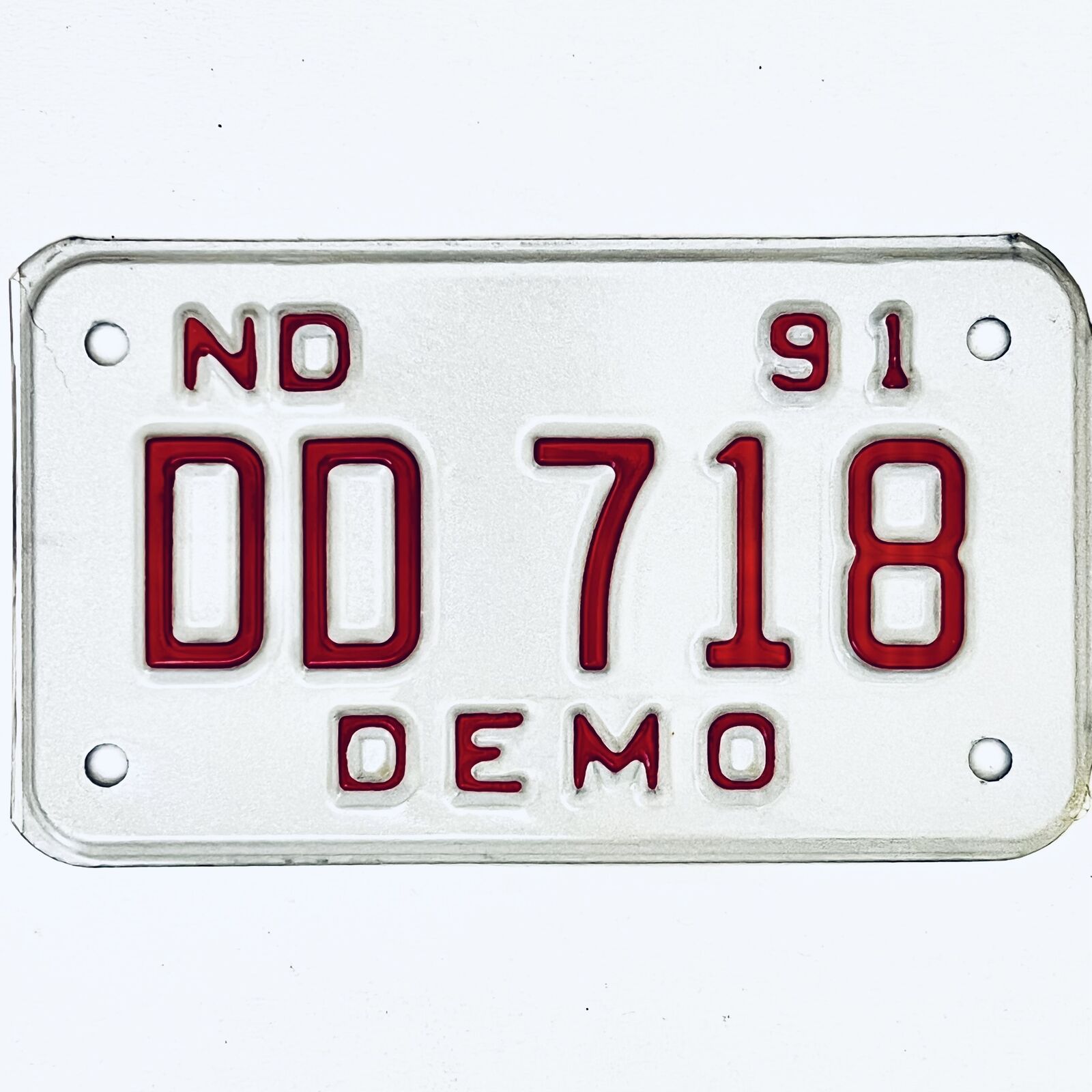 1991 United States North Dakota Demo Special License Plate Dd 718