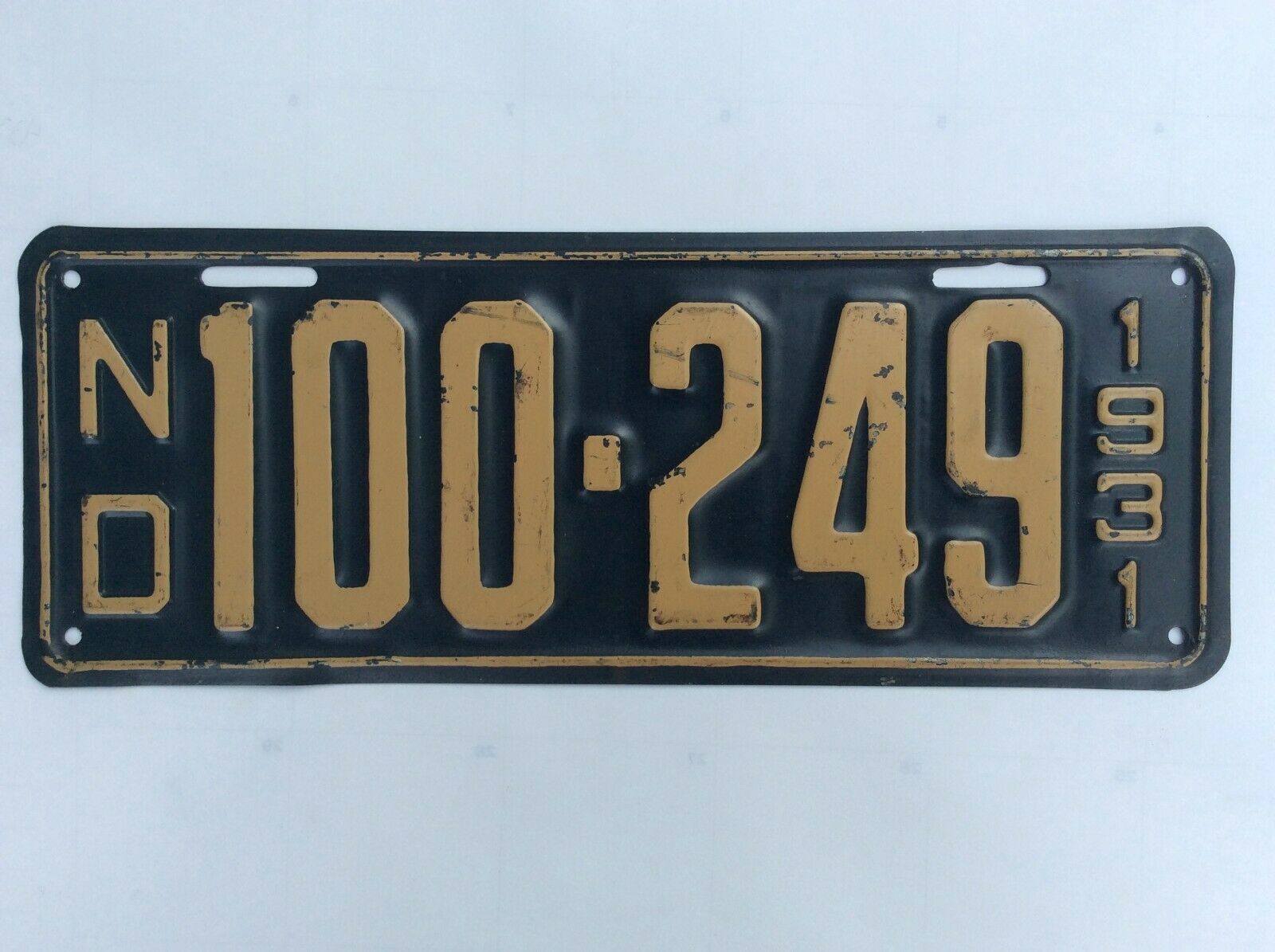 1931 North Dakota License Plate 100 249
