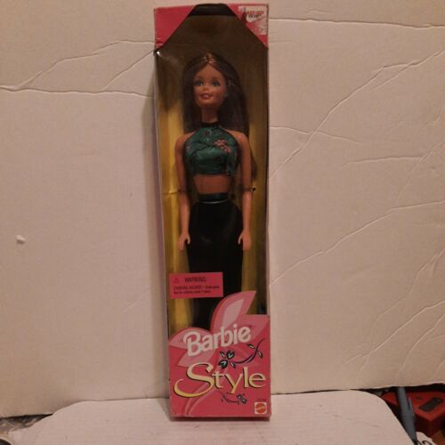 Barbie Fashion Avenue Style Doll 1998 #20768 Doll Mattel (s12)