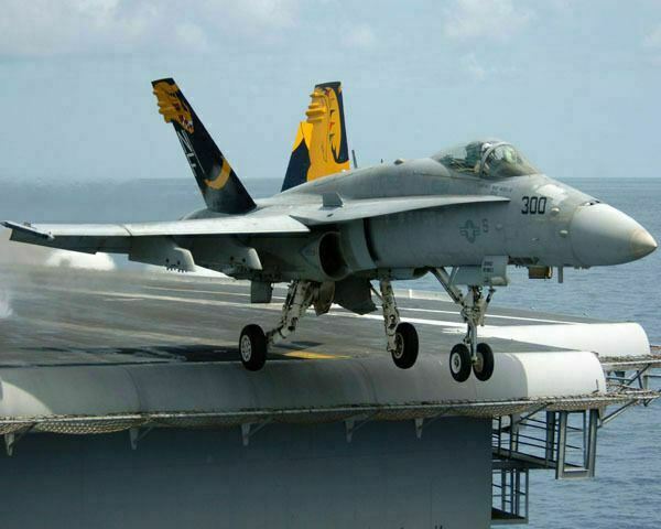 F/a-18c Hornet Jet Taking Off 8x10 Photo U.s. Navy