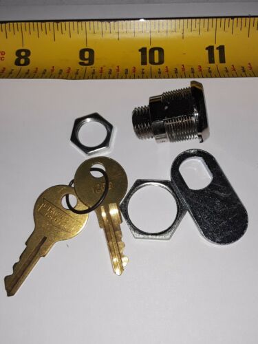 Antique Trade Stimulator Lock And 2 Keys Chicago Nos 5/8"