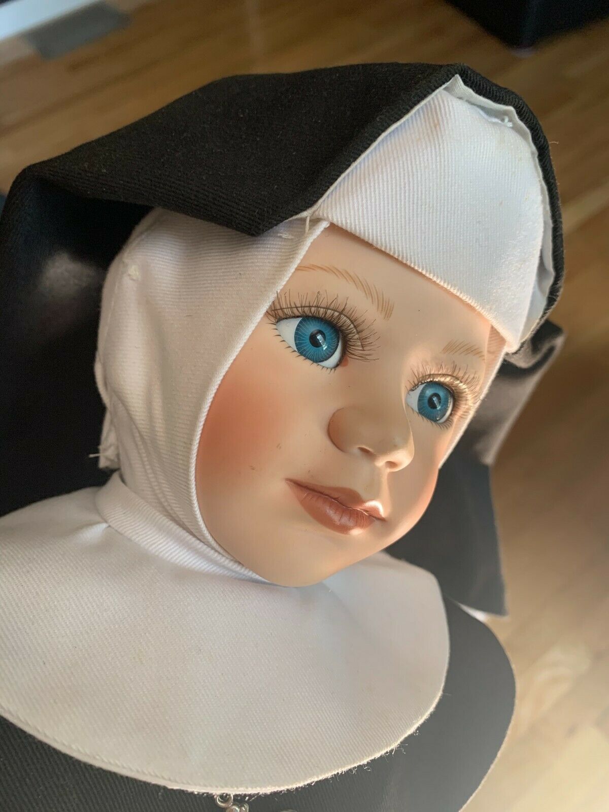 Geppeddo Sister Catherine Porcelain Nun Doll Rosary Habit Religious Gift Figure